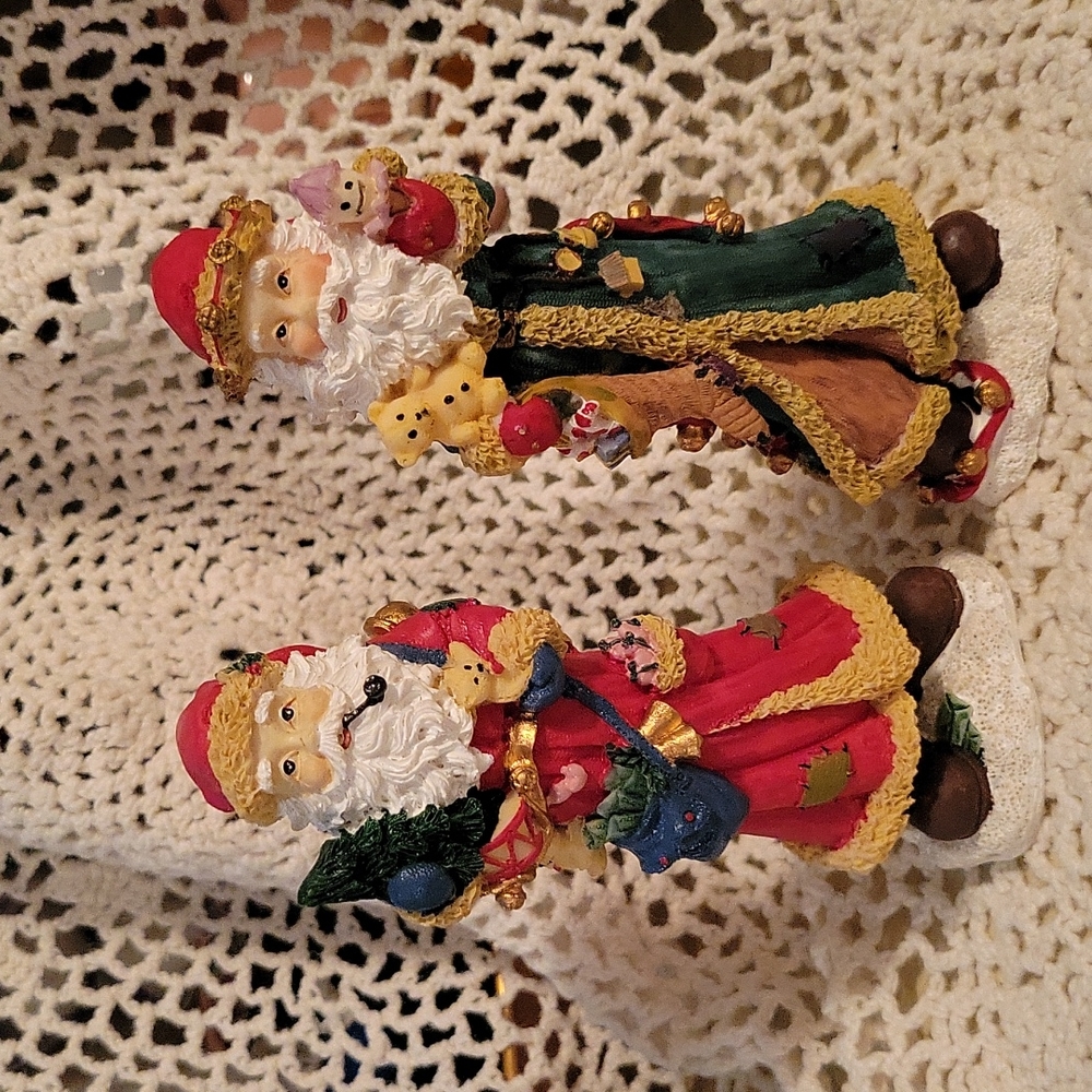 Santa figures